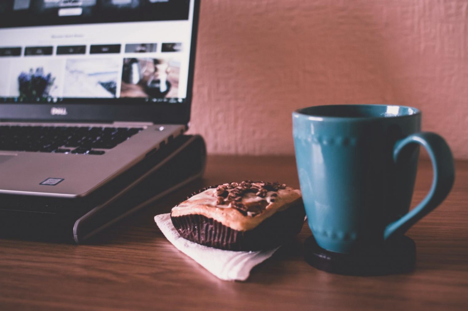 Collaborative study session showing peer interaction and discussion